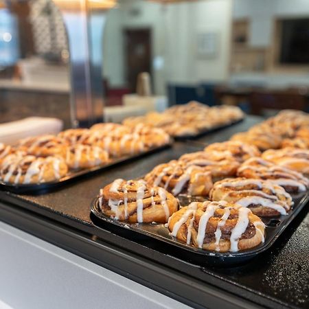 Holiday Inn Express Hotel & Suites Coralville By Ihg Kültér fotó