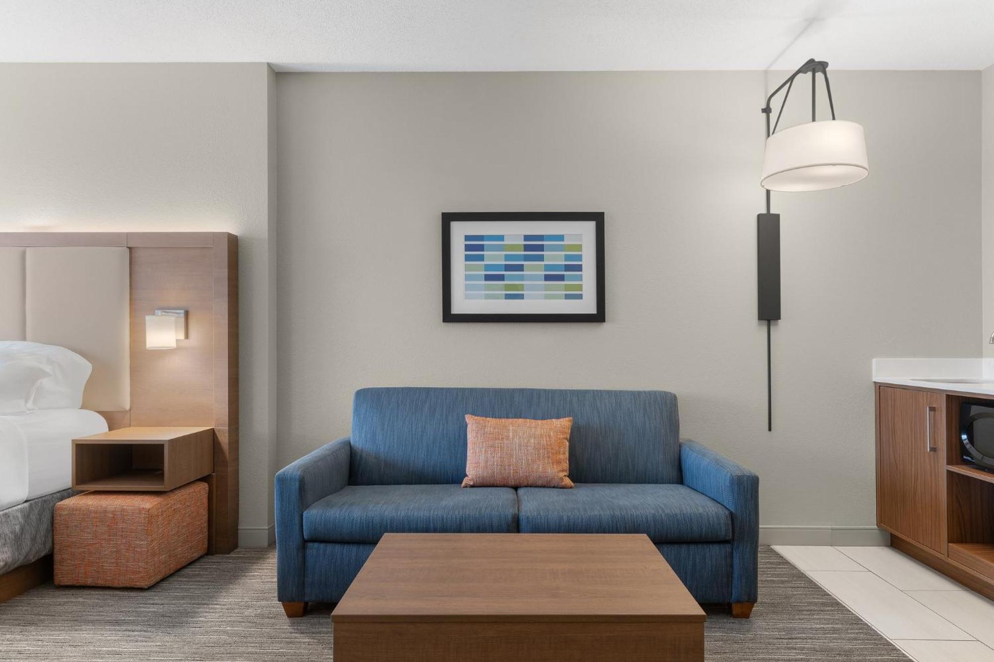 Holiday Inn Express Hotel & Suites Coralville By Ihg Kültér fotó