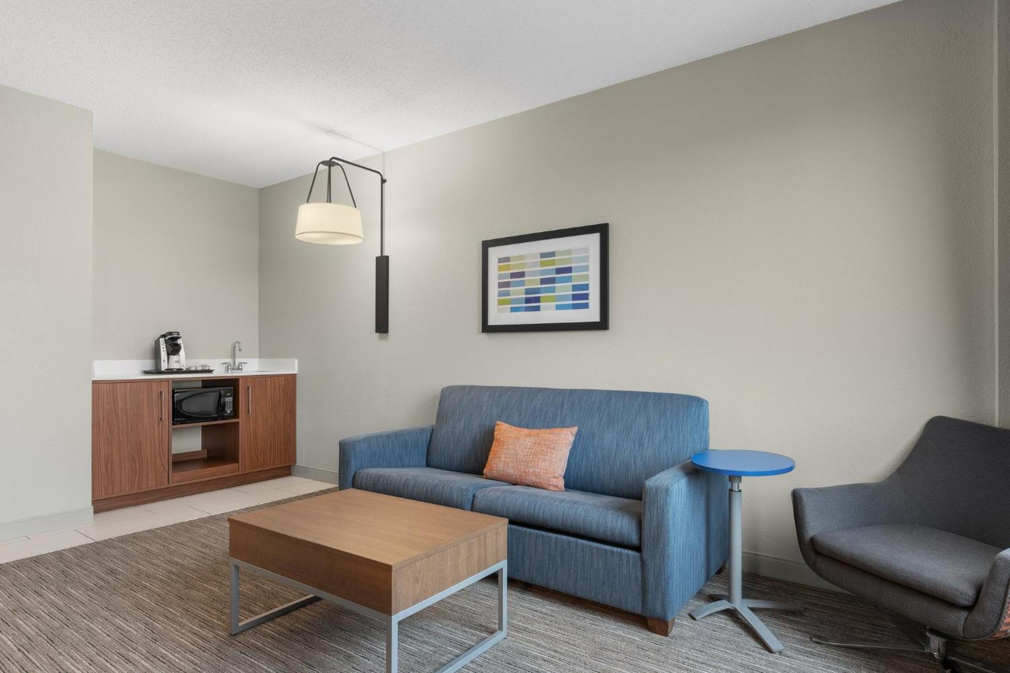 Holiday Inn Express Hotel & Suites Coralville By Ihg Kültér fotó