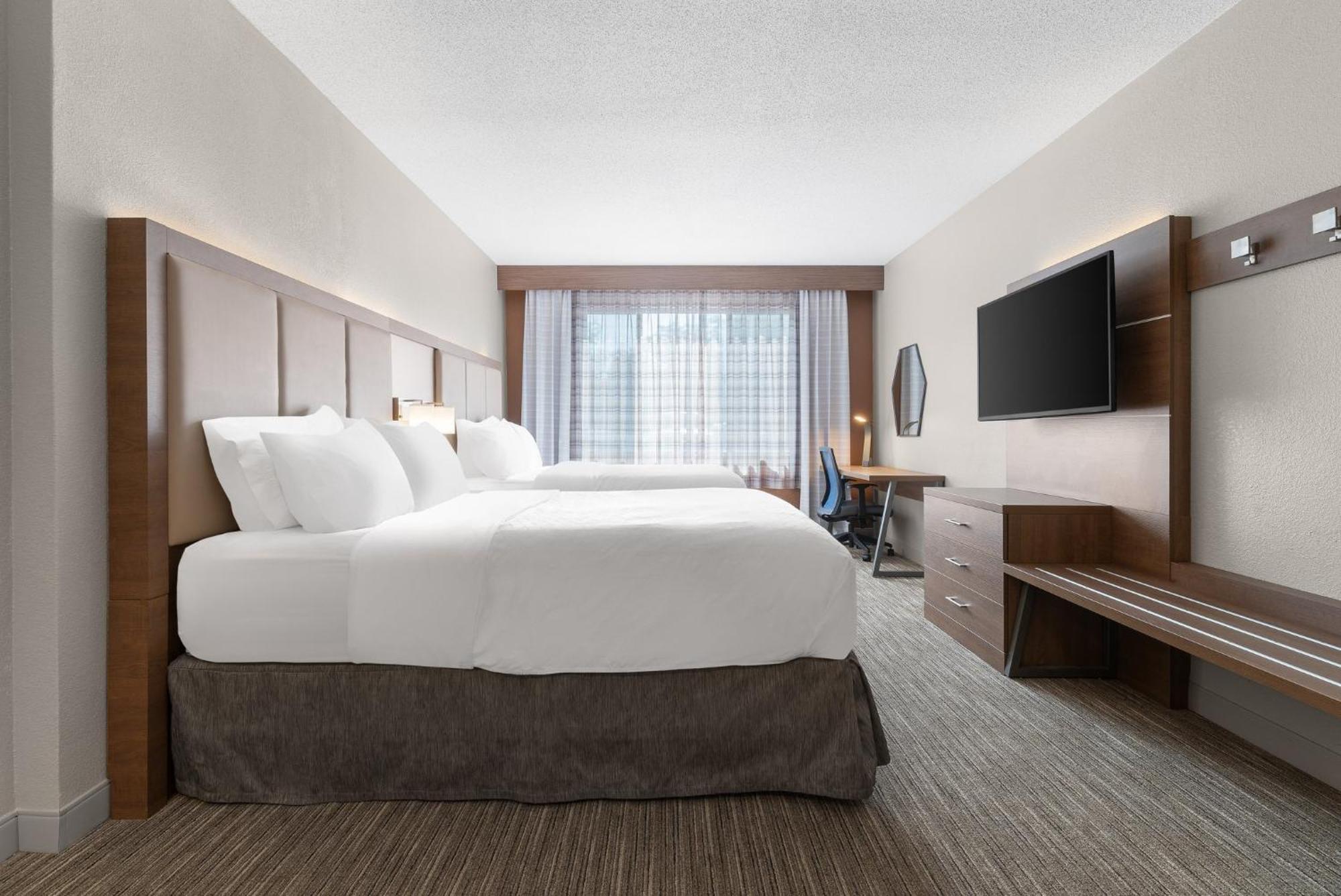 Holiday Inn Express Hotel & Suites Coralville By Ihg Kültér fotó
