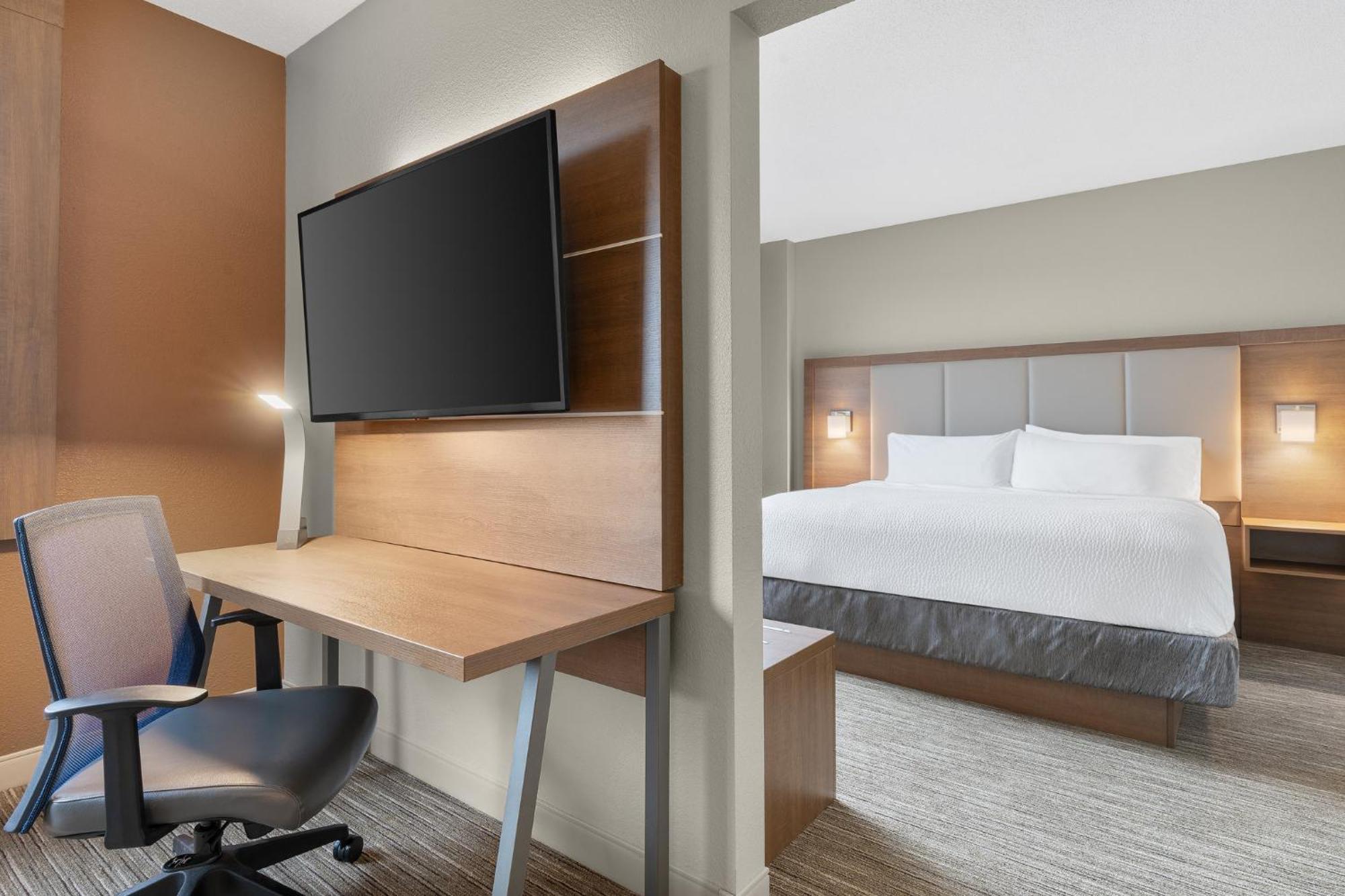 Holiday Inn Express Hotel & Suites Coralville By Ihg Kültér fotó